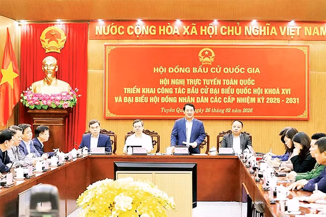 Lãnh đạo Tỉnh ủy Tuyên Quang quán triệt quan điểm chỉ đạo của Trung ương về cuộc bầu cử tại điểm cầu tỉnh Tuyên Quang.