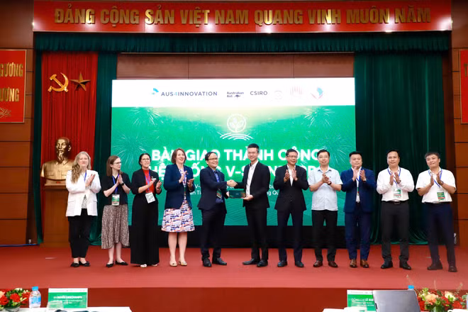 Lễ chuyển giao nền tảng số V-Standard từ Trường Đại học Griffith cho Ủy ban Tiêu chuẩn Đo lường Chất lượng Quốc gia (STAMEQ). (Ảnh: BTC)