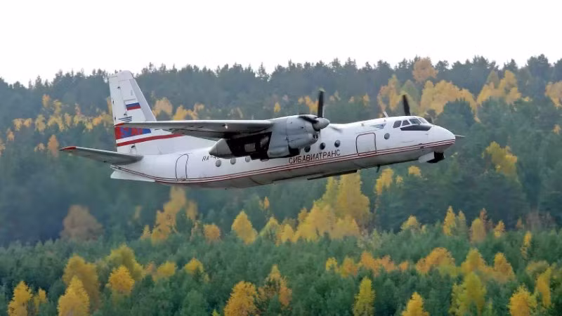 Một chiếc máy bay An-24 của hãng hàng không Sibaviatrans tại sân bay Krasnoyarsk. (Ảnh minh họa: RIA Novosti)
