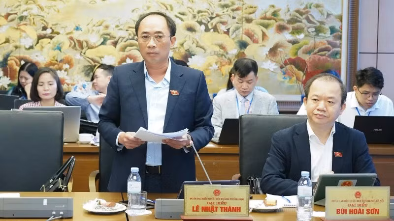 Đại biểu Lê Nhật Thành (Hà Nội) phát biểu.