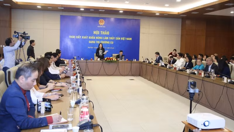 Toàn cảnh hội thảo.