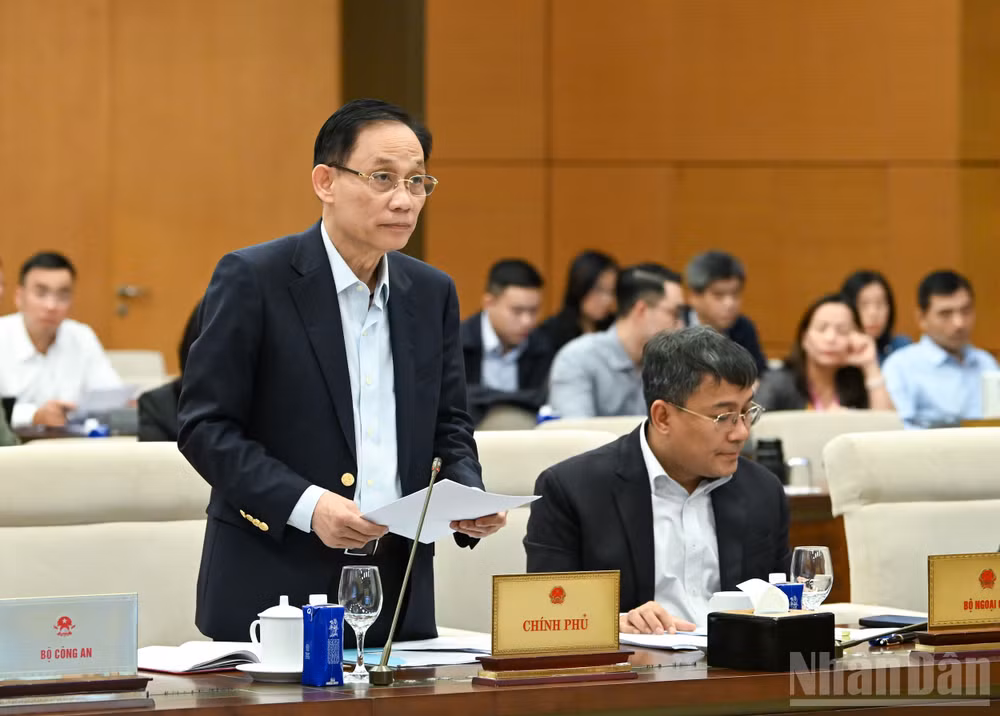ndo_br_bt-le-hoai-trung.jpg
