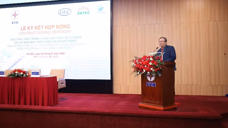 ptgd-evn-pham-hong-phuong-phat-bieu-6863.jpg