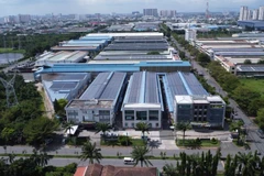 Doanh nghiệp trong Khu Công nghiệp Tân Tạo, Thành phố Hồ Chí Minh lắp đặt điện mặt trời áp mái.