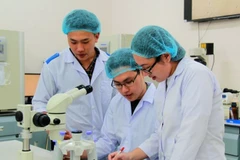 Hoạt động nghiên cứu khoa học tại Đại học quốc gia Thành phố Hồ Chí Minh.