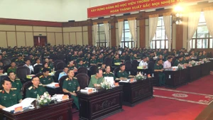 Đông đảo các đại biểu, nhà khoa học tham gia hội thảo.