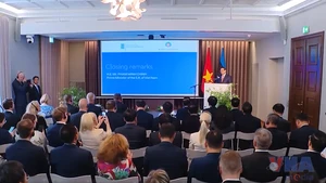 Chiều 6/6 (theo giờ địa phương), tại thủ đô Tallinn, Thủ tướng Phạm Minh Chính dự Tọa đàm doanh nghiệp Việt Nam-Estonia.