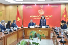 Toàn cảnh buổi họp báo.