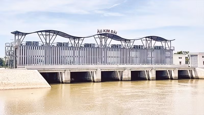 Âu Kim Đài là công trình thủy lợi được ví như “tấm van vàng” kiểm soát mặn và phục vụ tưới tiêu cho phía nam tỉnh Ninh Bình. (Ảnh: YẾN TRINH)