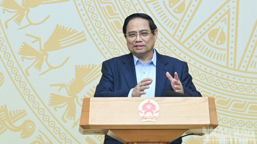 Thủ tướng Chính phủ Phạm Minh Chính phát biểu ý kiến kết luận hội nghị sơ kết. (Ảnh: TRẦN HẢI)