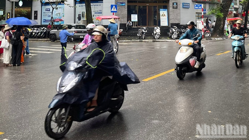 Dự báo khu vực Hà Nội có mưa, trời rét đậm.