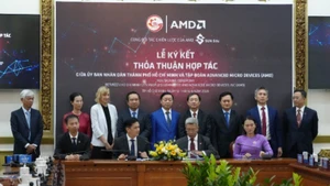 Thành phố Hồ Chí Minh và Tập đoàn AMD ký kết hợp tác