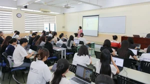 Sinh viên Trường đại học Khoa học xã hội và Nhân văn trong giờ học.