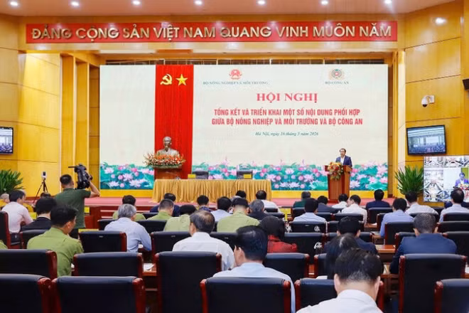 Bộ Nông nghiệp và Môi trường và Bộ Công an tổ chức Hội nghị tổng kết và triển khai một số nội dung phối hợp trong công tác bảo vệ động vật hoang dã và nguồn lợi thủy sản. (Ảnh: Khương Trung)