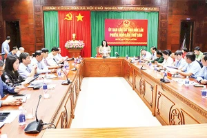 Ủy ban Bầu cử tỉnh Đắk Lắk họp phiên họp thứ sáu rà soát mọi công tác chuẩn bị tốt nhất cho ngày bầu cử.