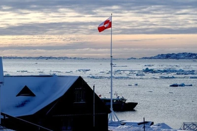 Bức ảnh phong cảnh chụp ngày 6/2/2026 tại thủ phủ Nuuk của Greenland, vùng lãnh thổ tự trị thuộc Đan Mạch. (Ảnh: XINHUA)