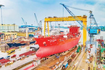 Ngành công nghiệp đóng tàu Việt Nam hiện xếp thứ bảy trên thế giới về năng lực đóng tàu. 