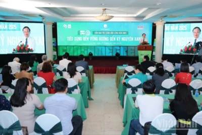 Diễn đàn Tiêu dùng bền vững 2025 với chủ đề "Tiêu dùng bền vững hướng đến kỷ nguyên xanh" diễn ra ngày 2/7 tại Hà Nội.