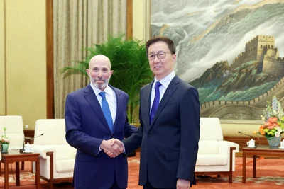 Phó Chủ tịch Trung Quốc Hàn Chính tiếp thành viên phái đoàn Mỹ ở Bắc Kinh. (Ảnh: TÂN HOA XÃ)