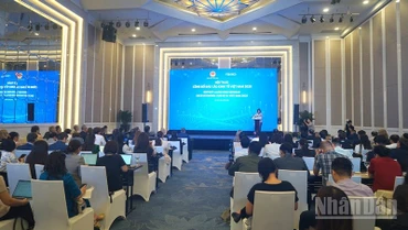 Quang cảnh lễ công bố báo cáo Báo cáo Kinh tế Việt Nam 2025. (Ảnh: TRUNG HƯNG)