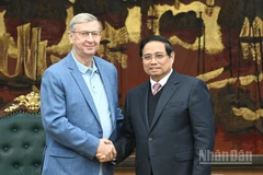 Thủ tướng Phạm Minh Chính và Chủ tịch Tập đoàn AFK Sistema Vladimir Petrovich Evtushenkov.