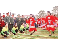 Niềm vui ngày hội. (Ảnh: NGỌC LÂM)