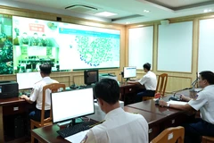 Trung tâm Sở Chỉ huy Vùng Cảnh sát biển 4 theo dõi, giám sát chặt chẽ tàu cá hoạt động trên biển thông qua hệ thống VSAT và VMS.