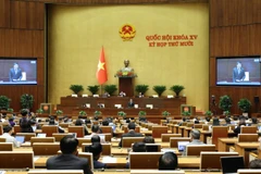 Quốc hội làm việc tại hội trường sáng 18/11. (Ảnh: DUY LINH)