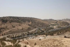 Một khu định cư của Israel ở Bờ Tây. (Ảnh: THX/TTXVN)