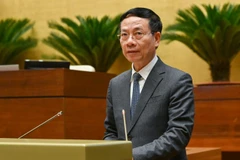 Bộ trưởng Khoa học và Công nghệ Nguyễn Mạnh Hùng trình bày Tờ trình về dự án Luật Công nghệ cao (sửa đổi). (Ảnh: THỦY NGUYÊN)