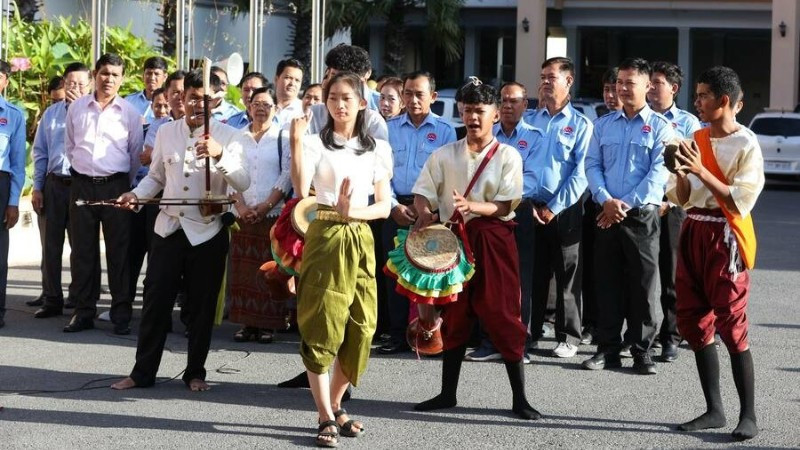 Campuchia đã có nhiều di sản văn hóa phi vật thể được UNESCO công nhận. (Ảnh: Bộ Thông tin Campuchia) van-hoa-campuchia-8320.jpg