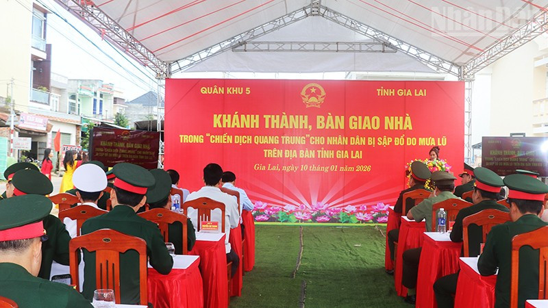 Quang cảnh buổi lễ.