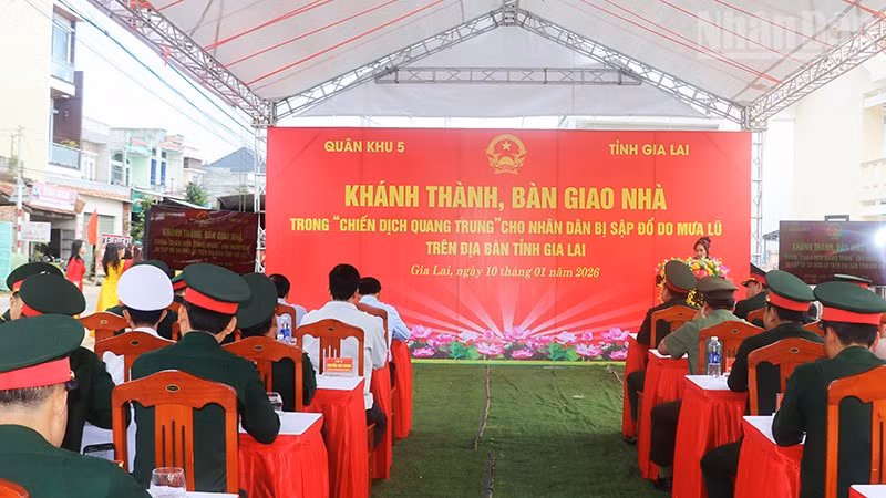 Quang cảnh buổi lễ.