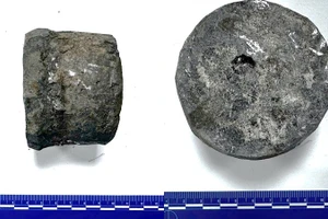 Thiên thạch giả để các đối tượng lừa đảo.