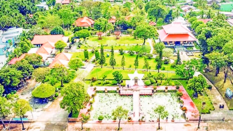 Khu tưởng niệm Thủ tướng Chính phủ Võ Văn Kiệt, ngụ xã Trung Thành, tỉnh Vĩnh Long.