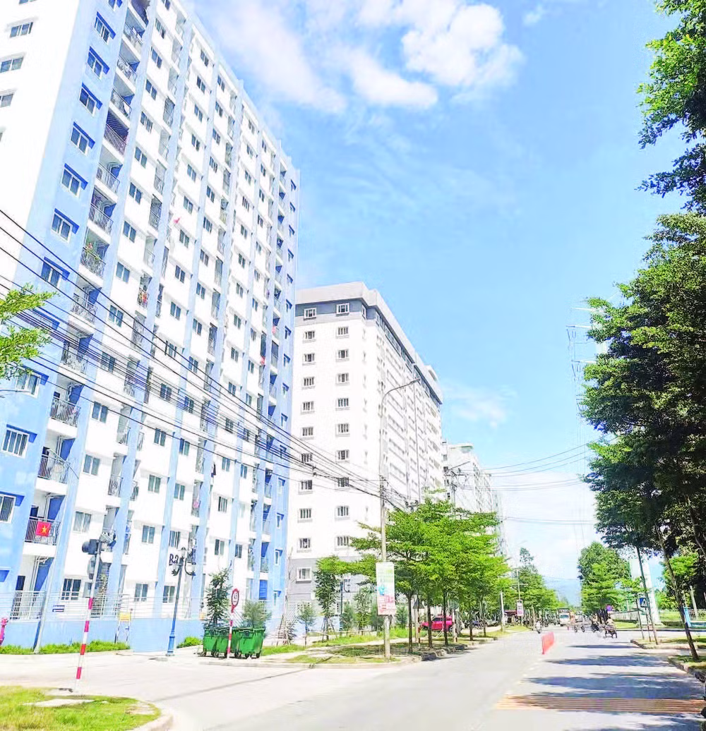 Khu chung cư nhà ở xã hội khu công nghiệp Hòa Khánh, phường Liên Chiểu, thành phố Đà Nẵng.