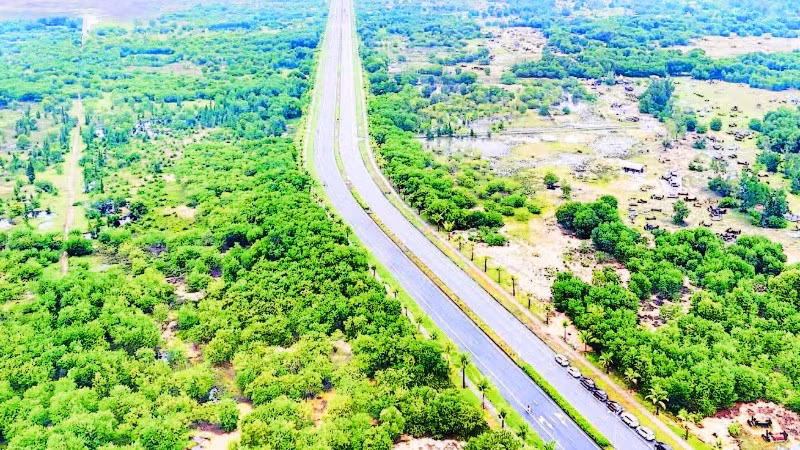 Dự án Đầu tư xây dựng và kinh doanh kết cấu hạ tầng Phân khu B-Khu công nghiệp Nam Thăng Bình có vị trí thuận lợi cho sự phát triển các ngành công nghiệp.