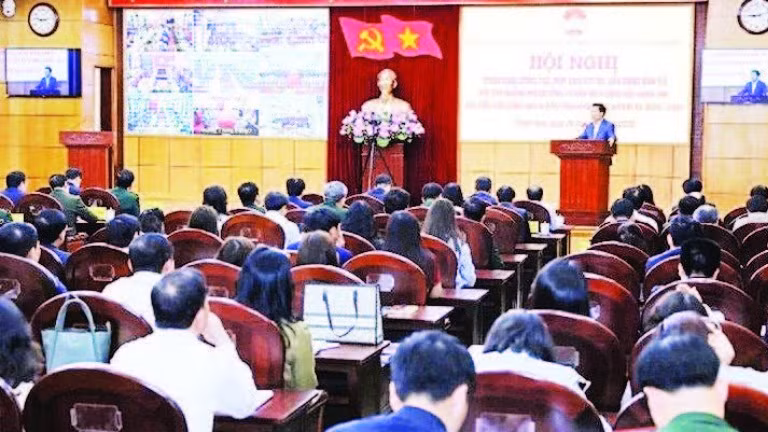 Quang cảnh hội nghị. (Ảnh MAI LUẬN)