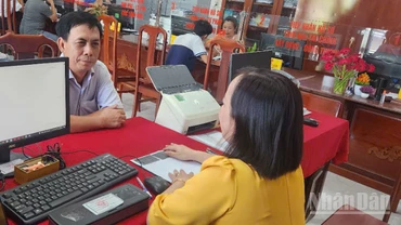 Bộ phận tiếp nhận và trả kết quả xã Thạnh Xuân, thành phố Cần Thơ.