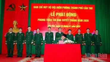 Các đơn vị ký kết giao ước thi đua thực hiện Phong trào Thi đua Quyết thắng năm 2026.