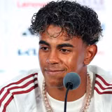 Lamine Yamal tại buổi họp báo trước trận Tây Ban Nha gặp Pháp tại bán kết World Cup 2026. (Ảnh: FIFA)