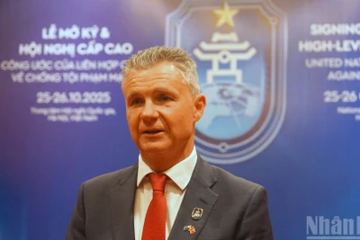 Ông Matt Thistlethwaite, Đồng Bộ trưởng Ngoại giao và Thương mại Australia. (Ảnh: TRUNG HƯNG)