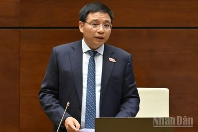 Bộ trưởng Tài chính Nguyễn Văn Thắng phát biểu. (Ảnh: THỦY NGUYÊN)