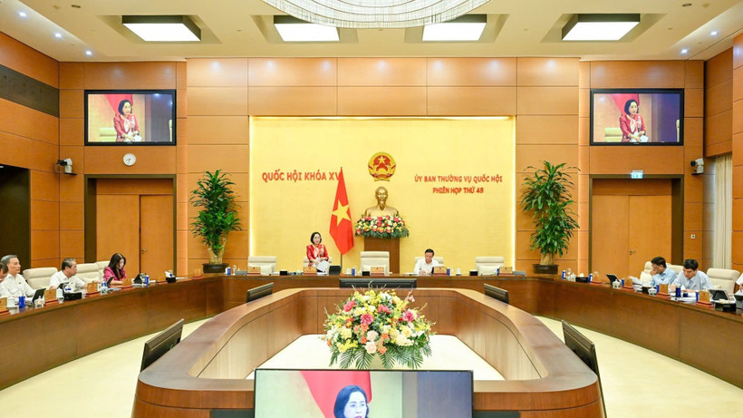 Quang cảnh phiên họp Ủy ban Thường vụ Quốc hội sáng 26/9. (Ảnh DUY LINH)