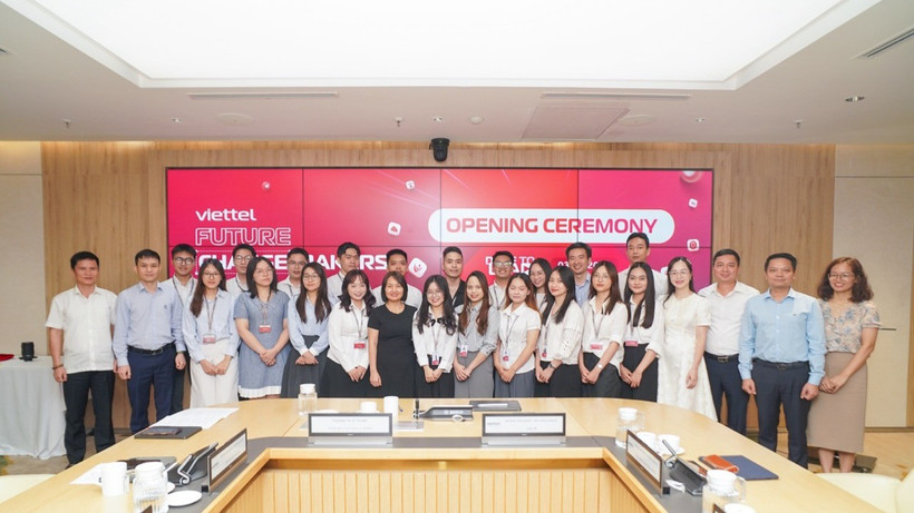 Viettel Future Changemakers tập trung đào tạo các lĩnh vực quản trị gắn với công nghệ mũi nhọn, bao gồm quản lý sản phẩm số, quản lý dự án công nghệ và quản lý chuỗi cung ứng logistics.