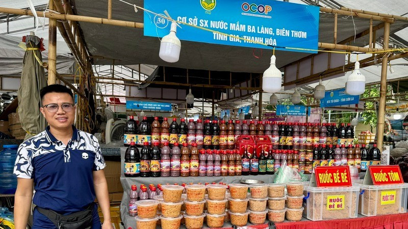 Các chủ thể tích cực tham gia hội chợ tại thủ đô.