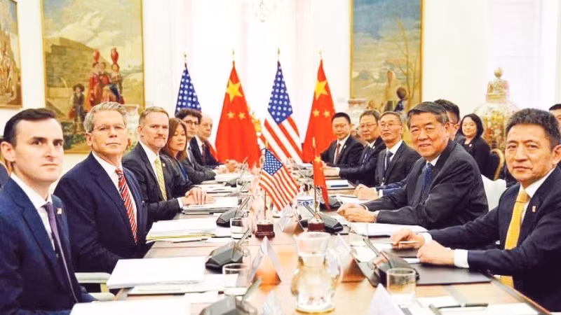 Phái đoàn Mỹ và Trung Quốc đàm phán tại Tây Ban Nha. (Ảnh: TÂN HOA XÃ)