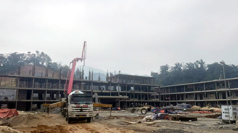 Khẩn trương thi công Trường phổ thông nội trú liên cấp tiểu học và trung học cơ sở Thanh Thủy.