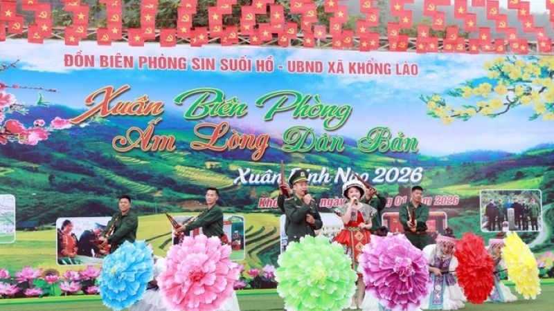 Xuân biên phòng ấm lòng dân bản năm 2026 do Đồn Biên phòng Sin Suối Hồ phối hợp Ủy ban nhân dân xã Khổng Lào (Lai Châu) tổ chức.