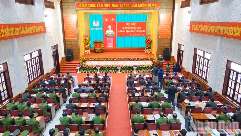 Quang cảnh hội nghị.